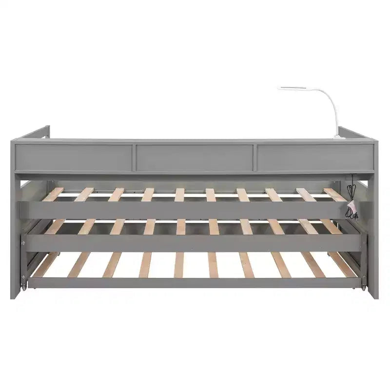 Lit de repos double XL Whisen en bois avec 2 lits gigognes, 3 compartiments de rangement, 1 lampe gratuite et port de chargement USB